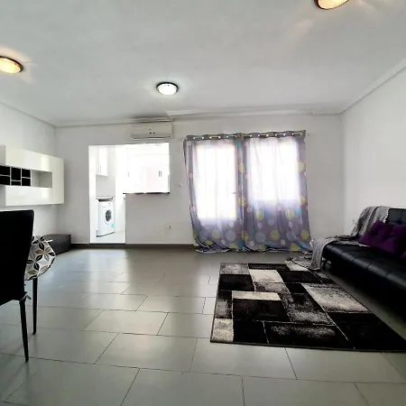 Best House Heraclio Apartment Torrevieja